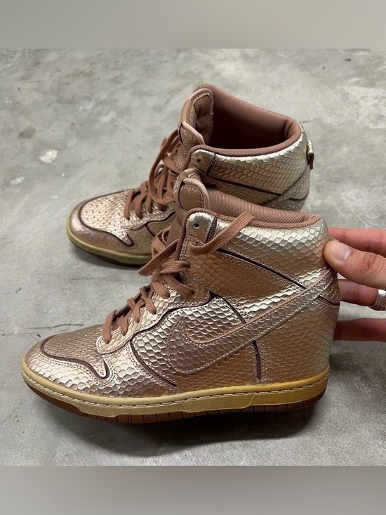 Nike Shoes - Sz 7.5 Nike Dunk Sky Hi Metallic Pink Bronze Hidden Wedge Snakeskin.  Gum Sole